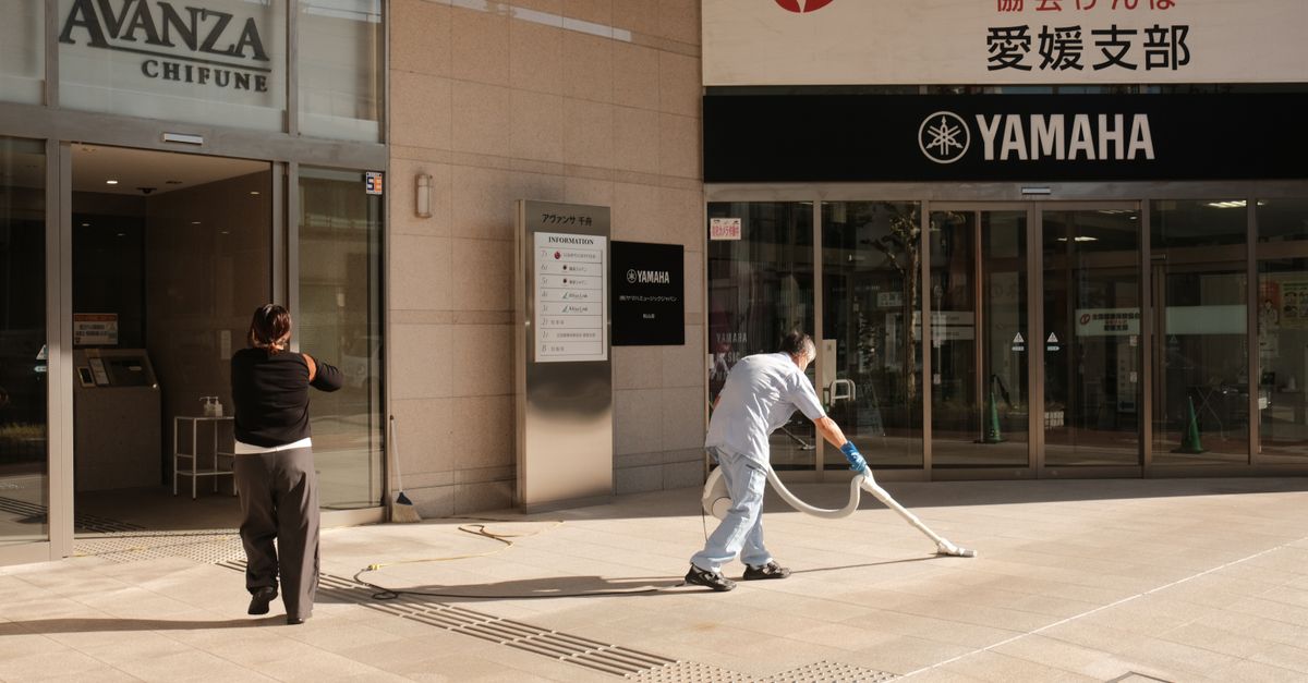 Essential Checklist for Regular Office Cleaning Tasks