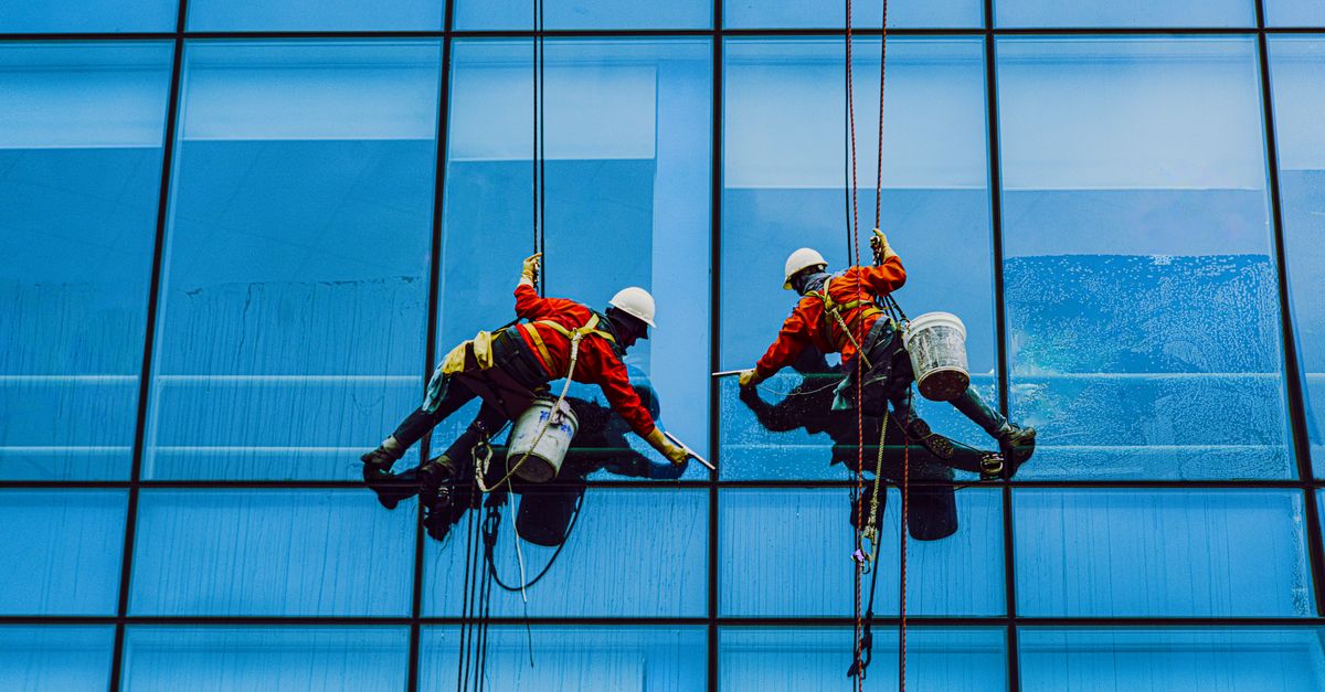 Safety Protocols for Window Cleaning in Commercial Environments
