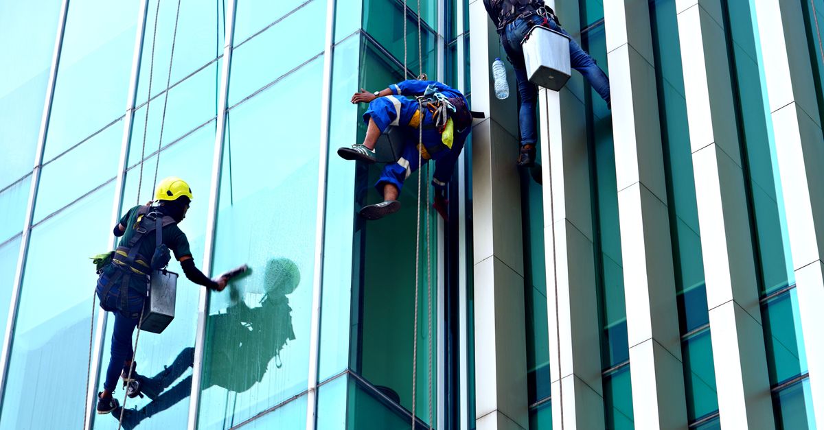 Understanding the Importance of Deep Office Cleaning